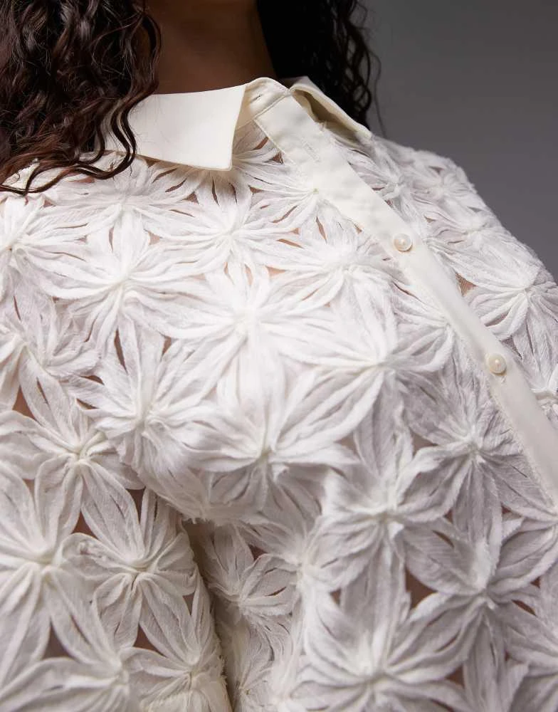 Mango Mango daisy crochet short sleeve top in white 4