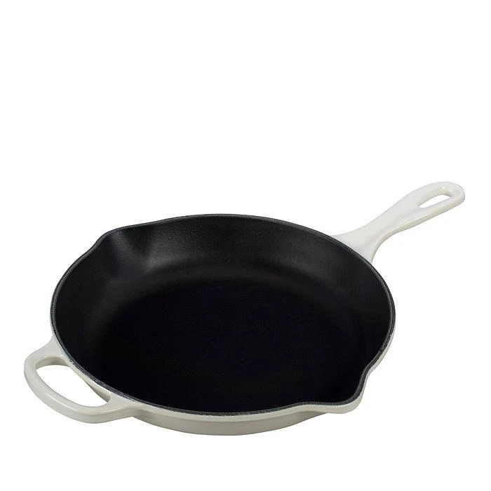 Le Creuset Signature 10.25" Cast Iron Skillet 1