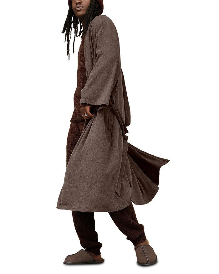 UGG Men
s Scuff Slippers 2