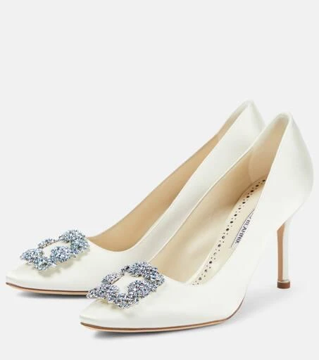 Manolo Blahnik Bridal Hangisi 90 embellished satin pumps 5