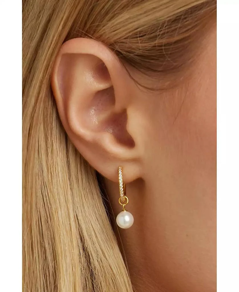 Untamed Petals Perfectly Poised Pearl Hoops 4