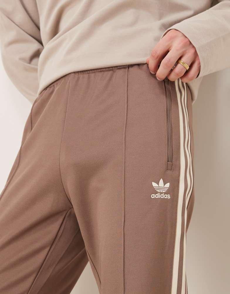 【ADIDAS】Beckenbauer Track Pants - Trace Brown:Wonder Whi Clothing - Adicolor Classics Beckenbauer Track Pants - Brown