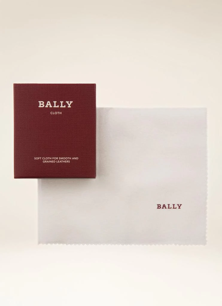 Bally Cloth 1