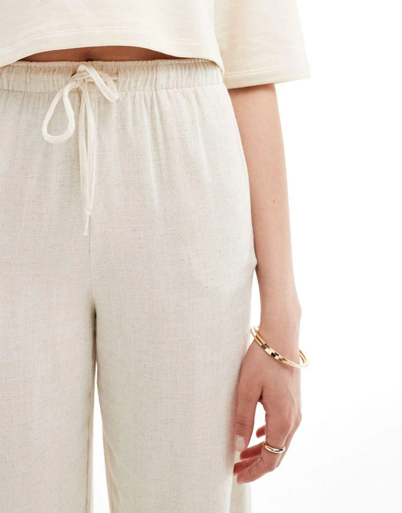 Stradivarius Stradivarius Tall linen look pull on trouser in natural 3