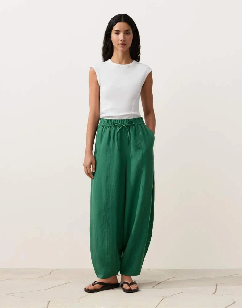 OYSHO OYSHO Balloon trousers lyocell blend and 24% linen with seams in green