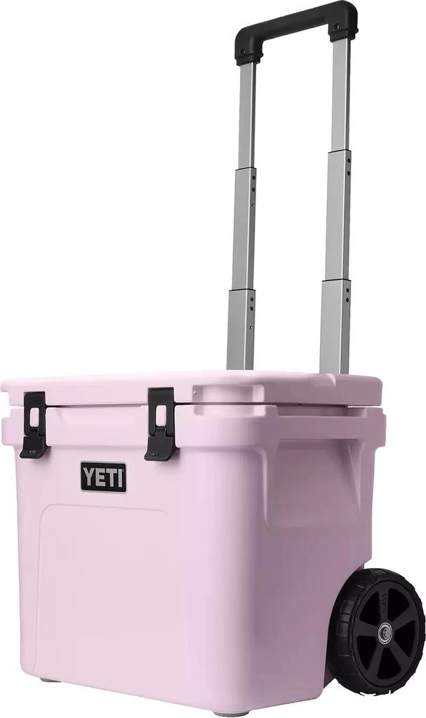 YETI YETI Roadie 32 Wheeled Cooler 3
