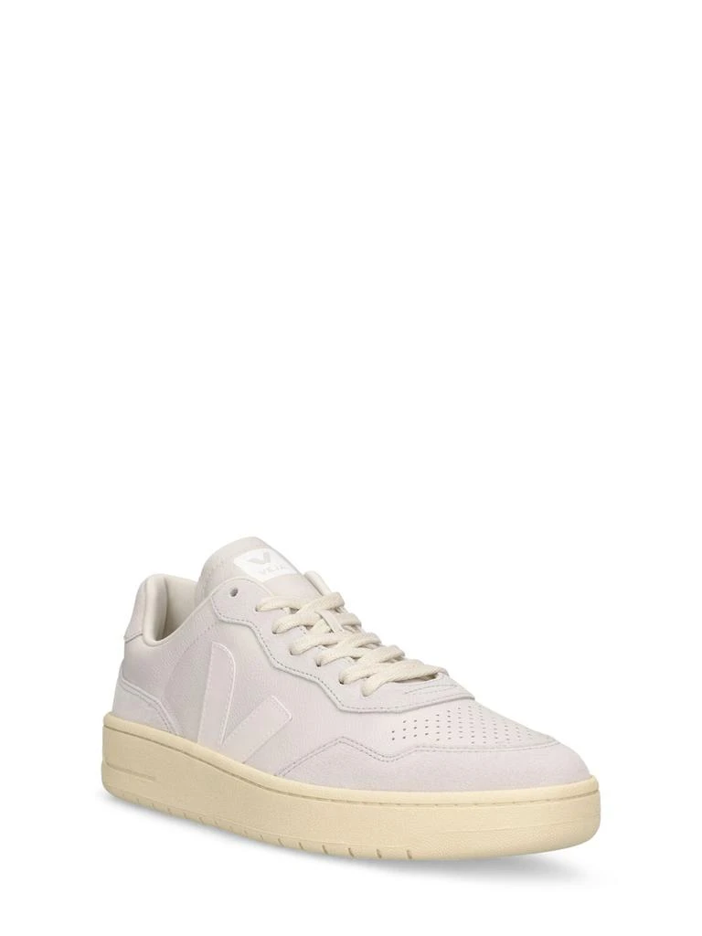 Veja V-90 Sneakers 2