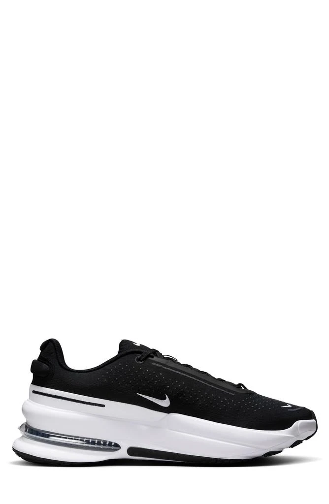 NIKE Air Zoom Upturn SC Sneaker 3