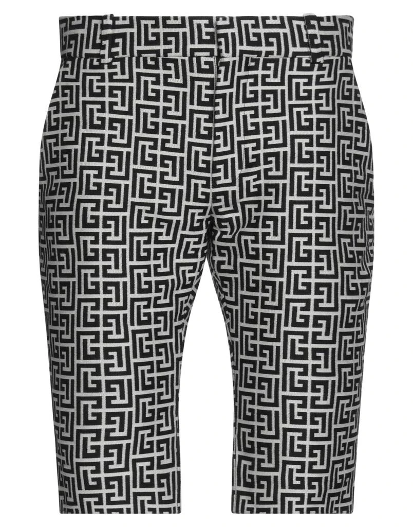 Balmain Shorts
Bermuda 1