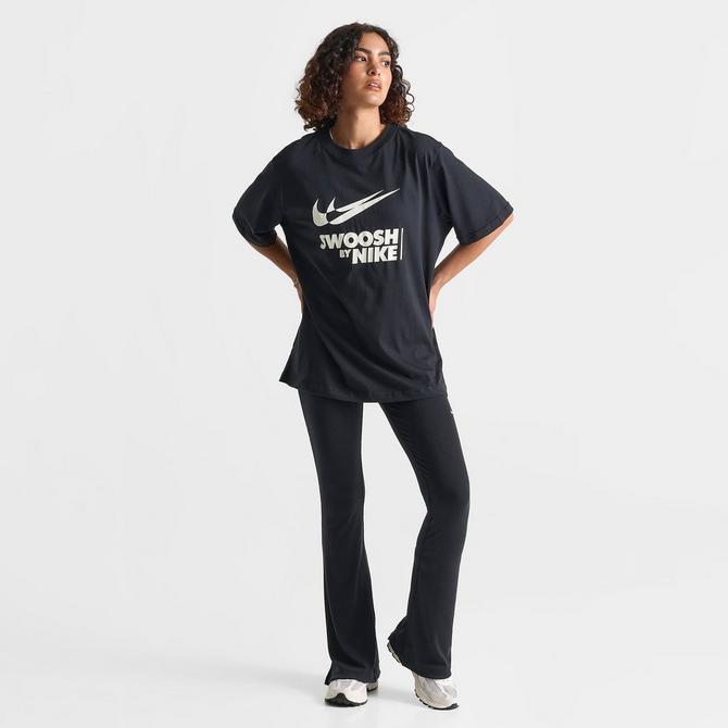 【関税送料込み】Nike Women Swoosh Boyfriend T-shirt NIKE Women's Nike Swoosh Boyfriend T-Shirt - Lingerie - Save