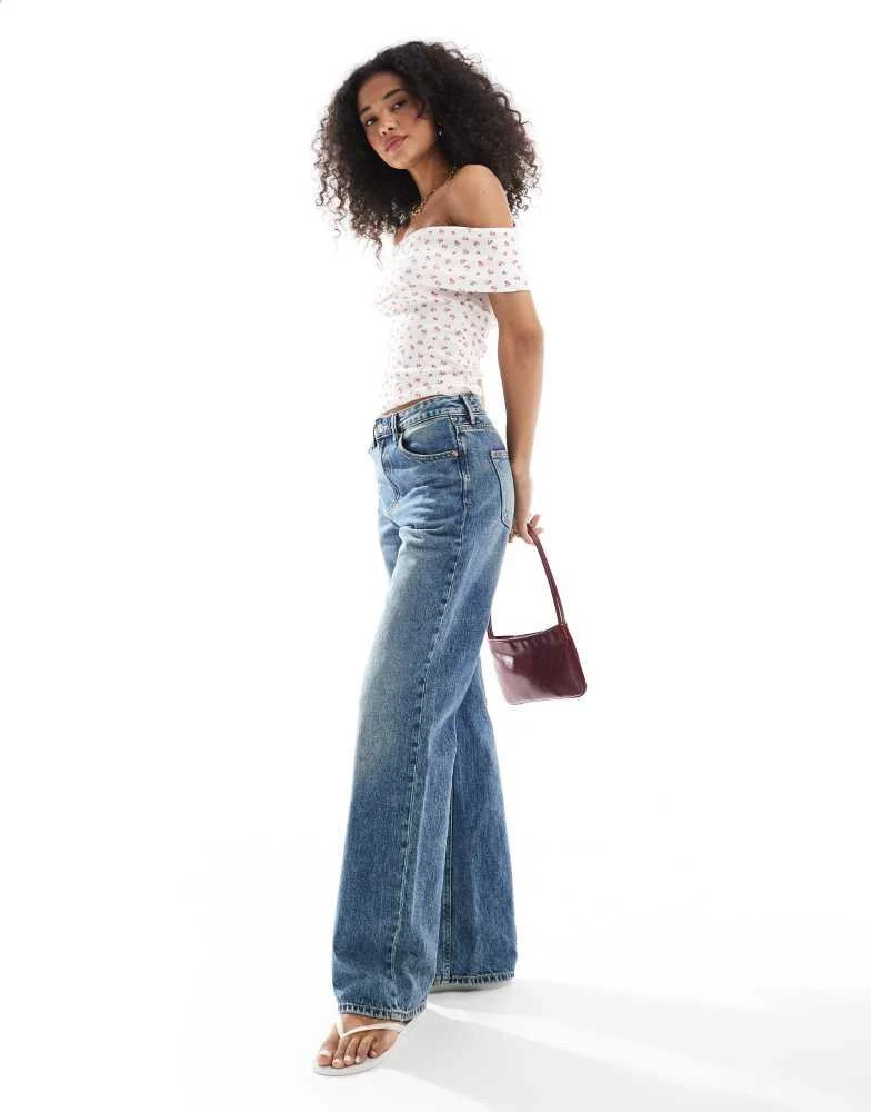 HOLLISTER Hollister off the shoulder short sleeve rose top in white 2