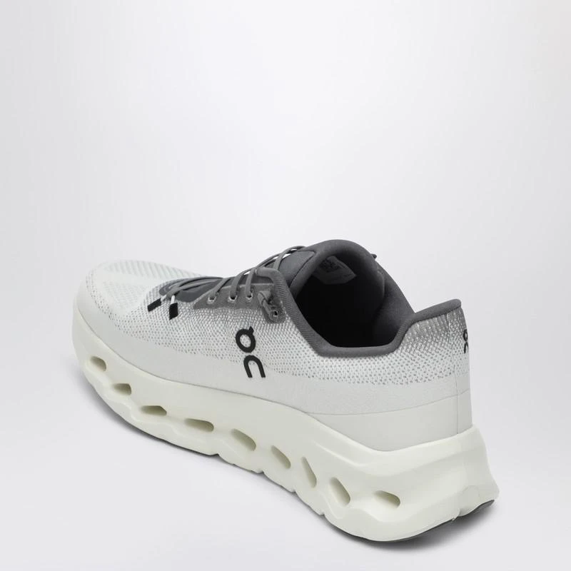 On Cloudtilt Rock/Ivory low sneaker 4
