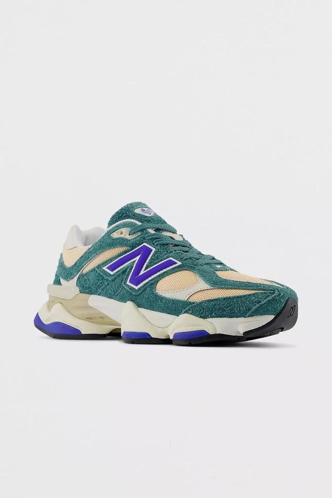 New Balance New Balance Men's 9060 Low-Top Sneaker 2