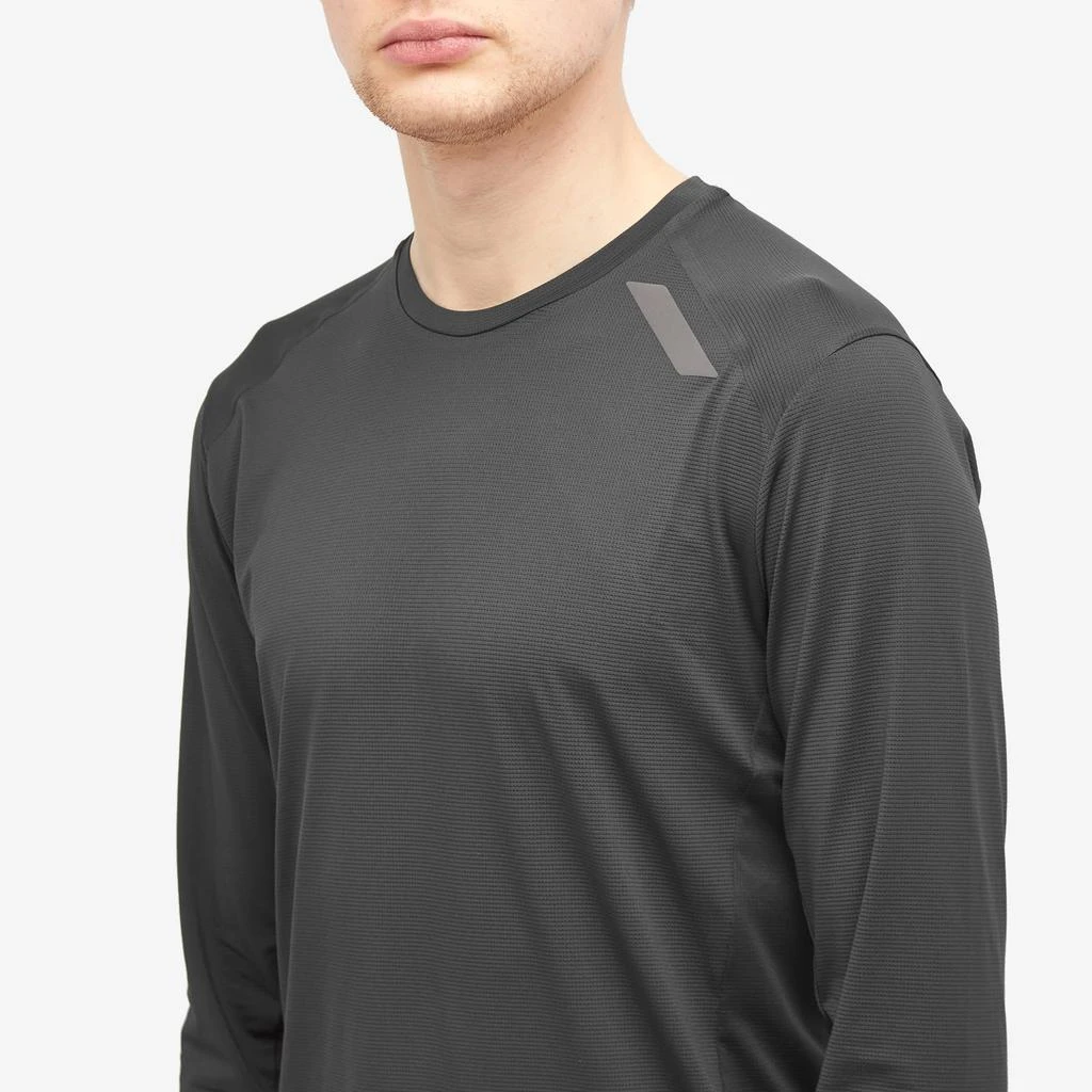 SOAR Soar Longsleeve Tech T-Shirt 5