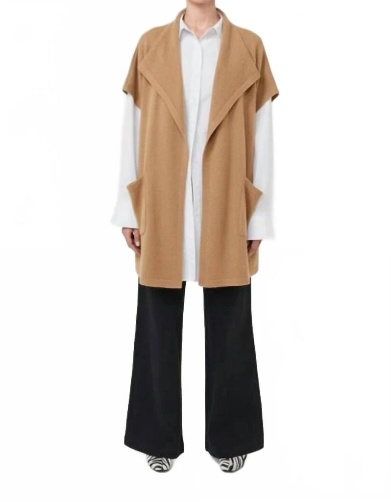 Brodie Cashmere Luxe Avery Poncho In Camel