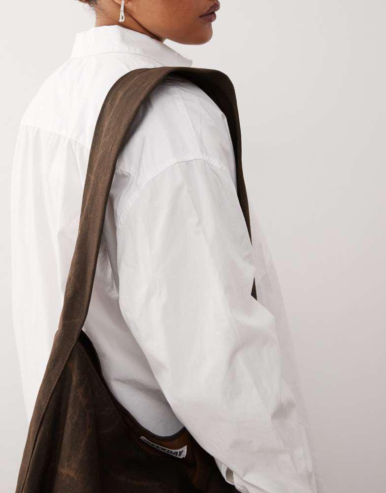 メケアリサ　Weekday Bag No.3 _Dates Brown washed cotton crossbody bag - Dark Brown | Weekday WW