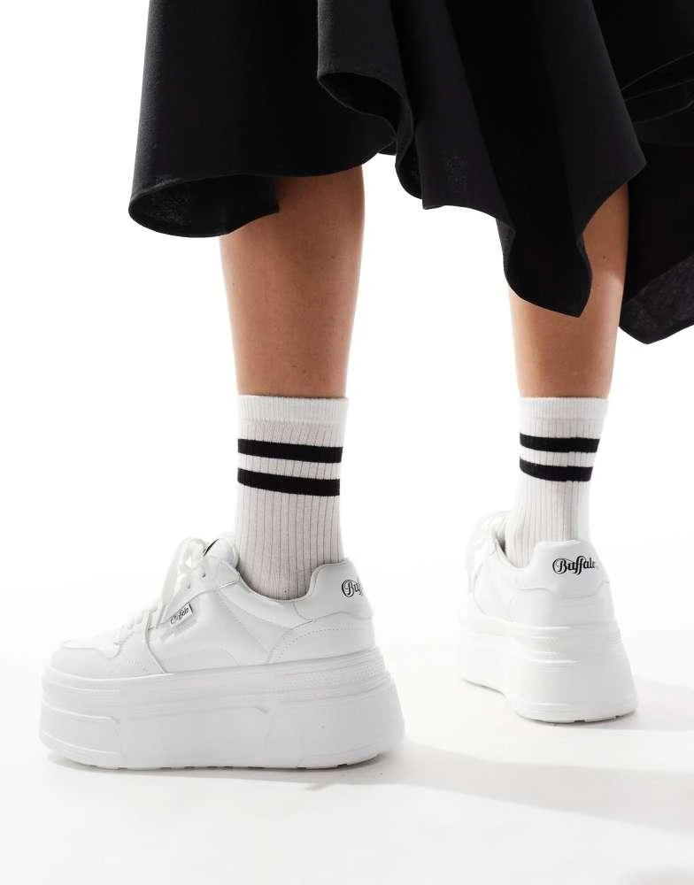 Buffalo Buffalo Besu chunky trainer in white 5