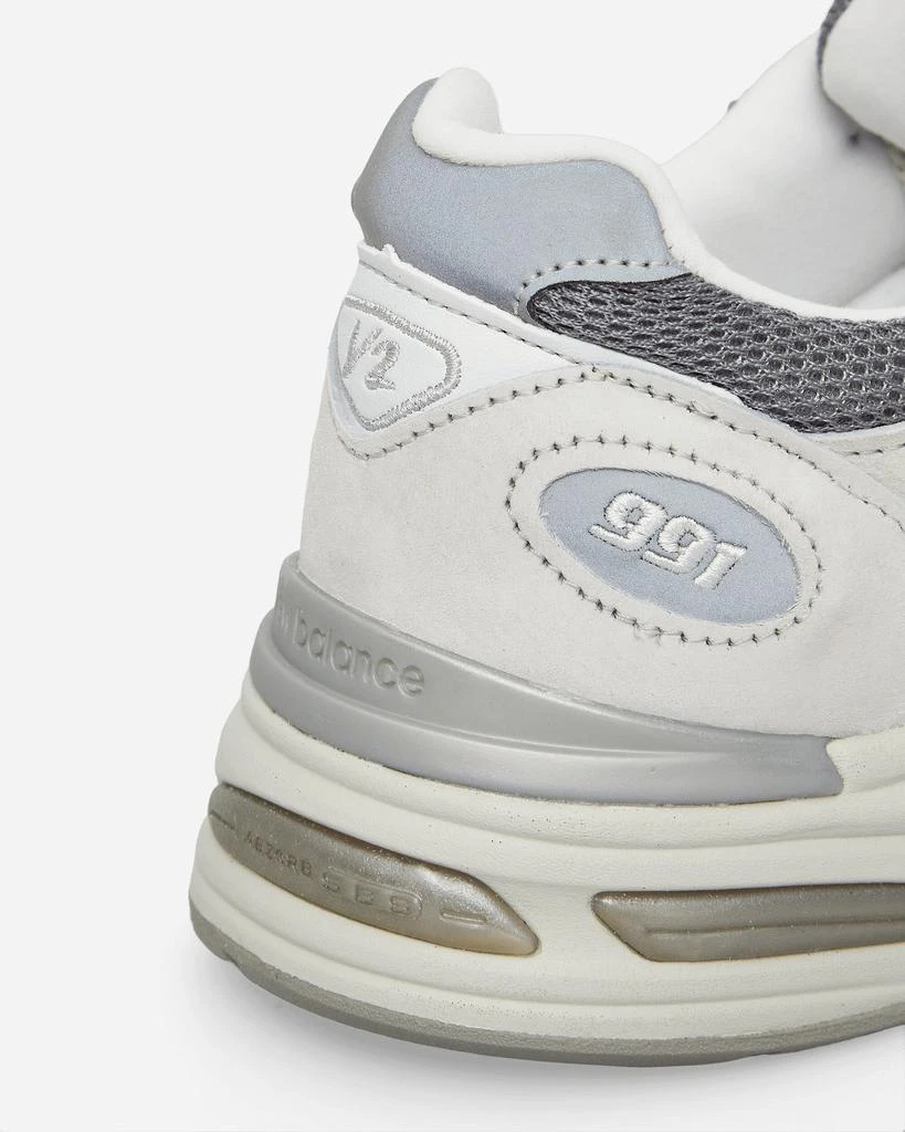 New Balance MADE in UK 991v2 Sneakers Nimbus Cloud / Silver 6
