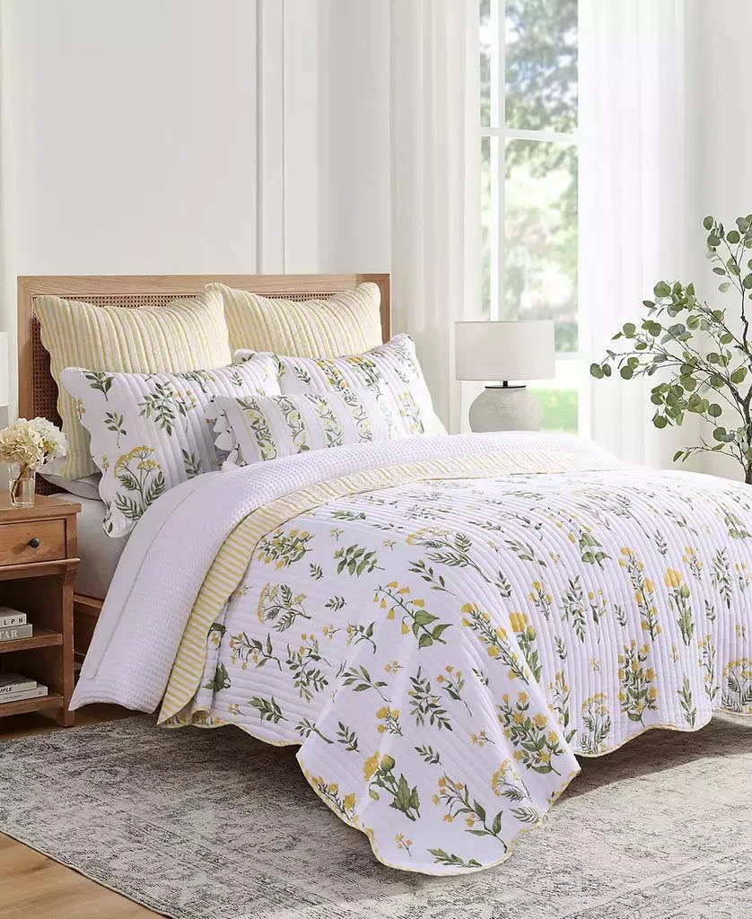 Levtex Home Daffodil Reversible 3-Pc. Quilt Set