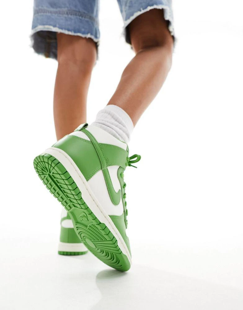 Nike Nike Dunk high trainers in white and chlorophyll green 3