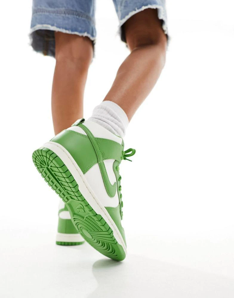 NIKE Nike Dunk high trainers in white and chlorophyll green 3