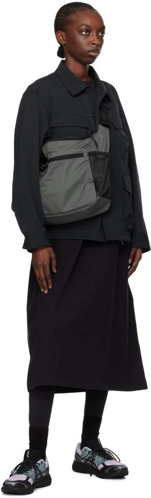 Snow Peak Gray Everyday Use Middle Bag 4