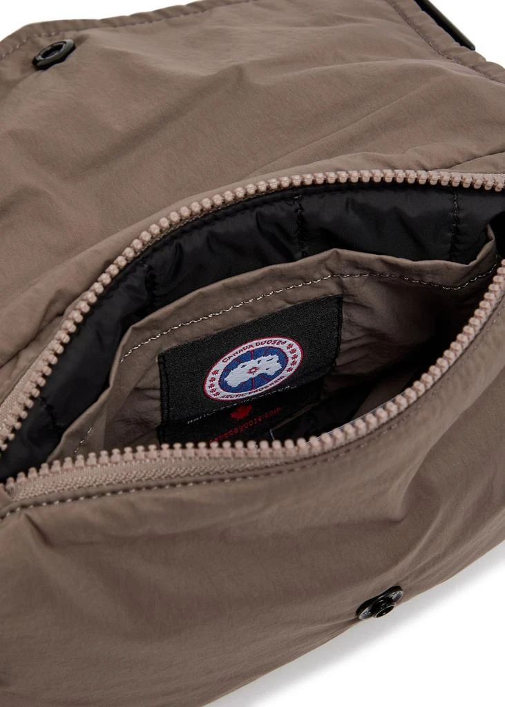 Canada Goose Logo shell belt bag 4