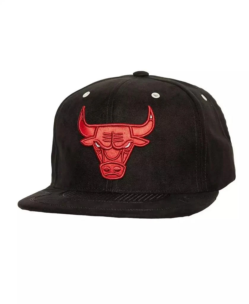 Mitchell & Ness Men's Black Chicago Bulls Day 4 Snapback Hat