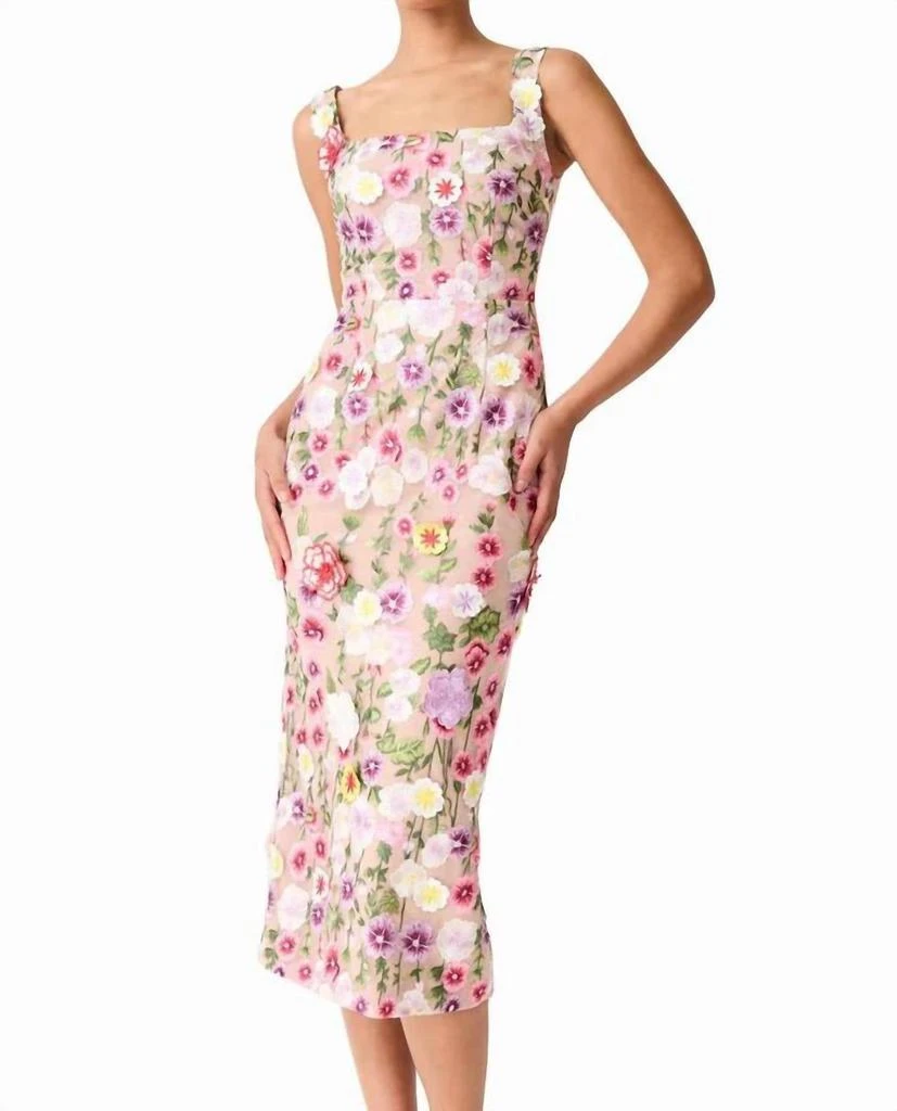 optics floral lace peplum dress Elliatt | Dresses | Optics Floral Lace Peplum Dress
