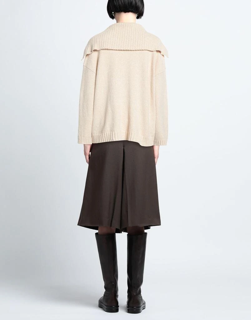 AERON Sweater 3