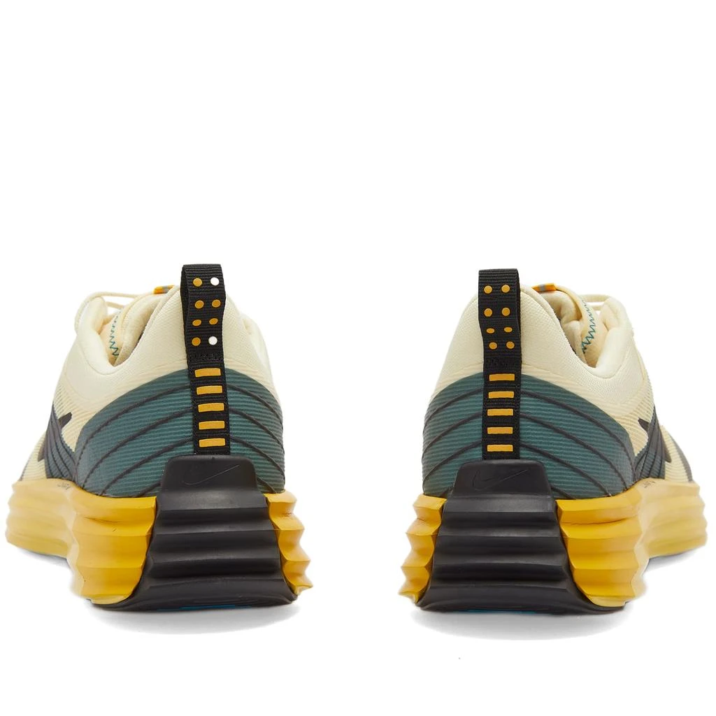 NIKE Nike Lunar Roam 3