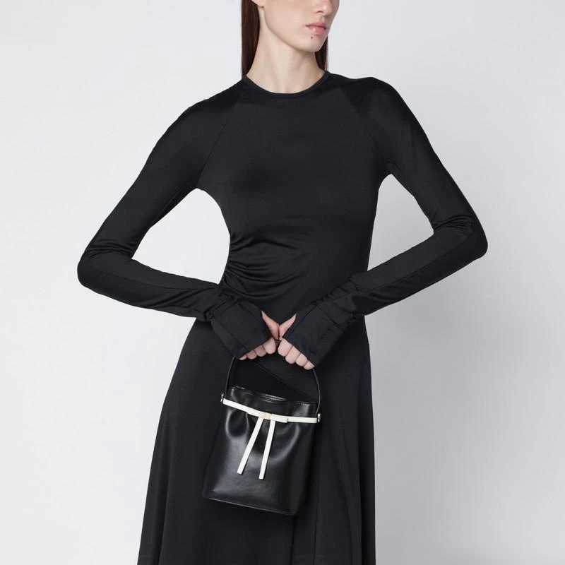 Salvatore Ferragamo Bucket bag black/mascarpone with bow 2