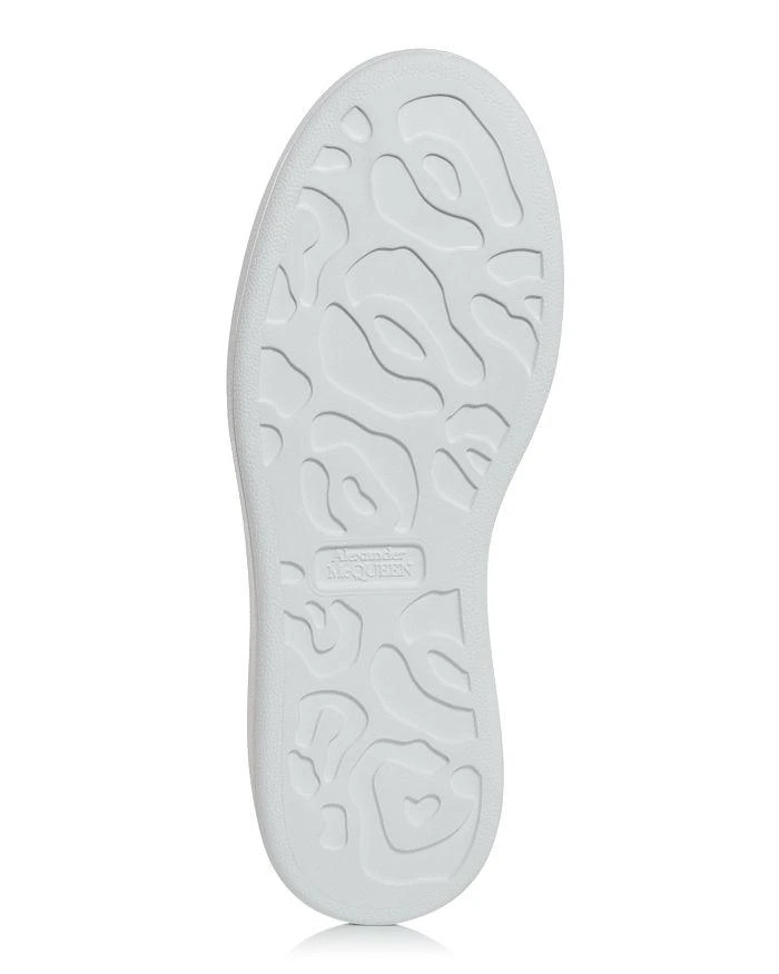 McQueen Women
s Oversized Sneakers 7