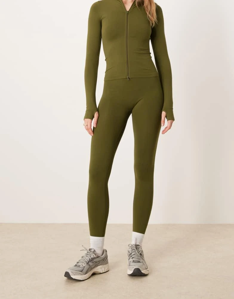 ASOS ASOS DESIGN seamless sculpting flat leggings in khaki 4