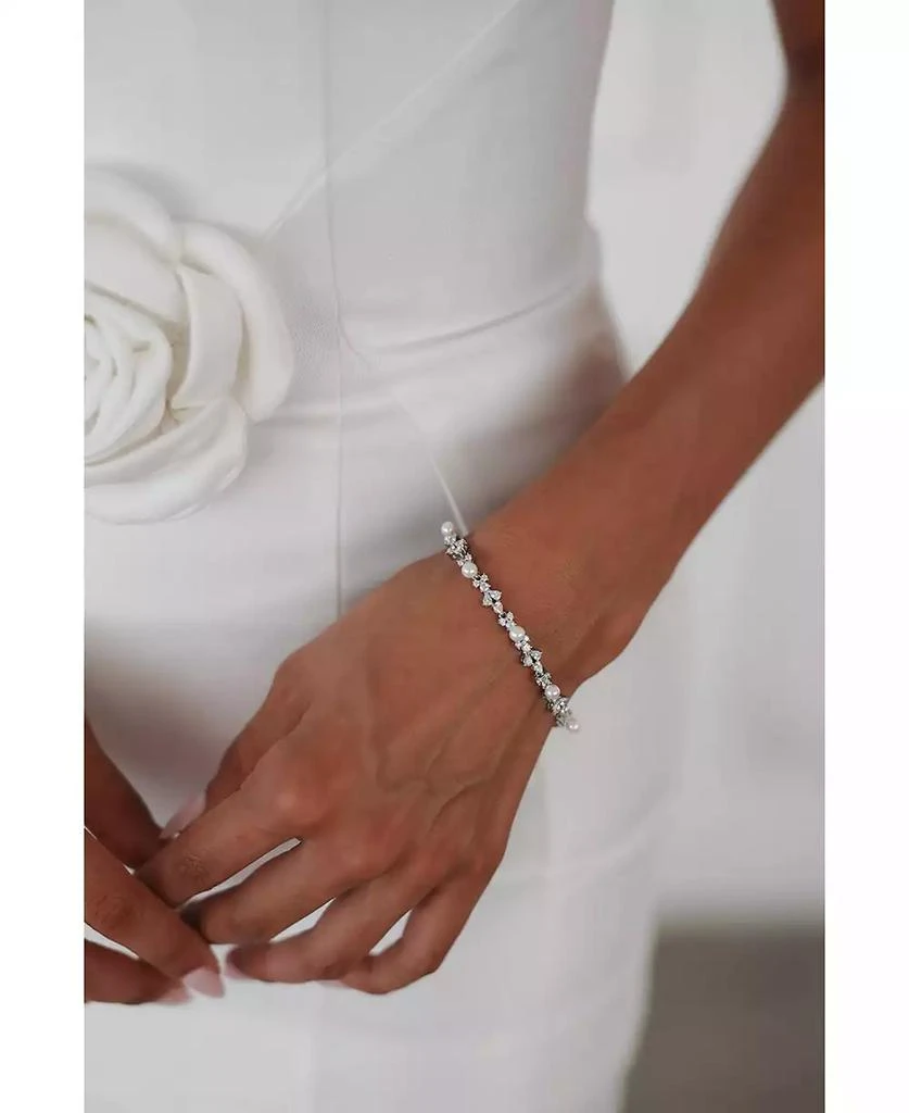 Untamed Petals Opulent Pearl and Crystal Bracelet 2