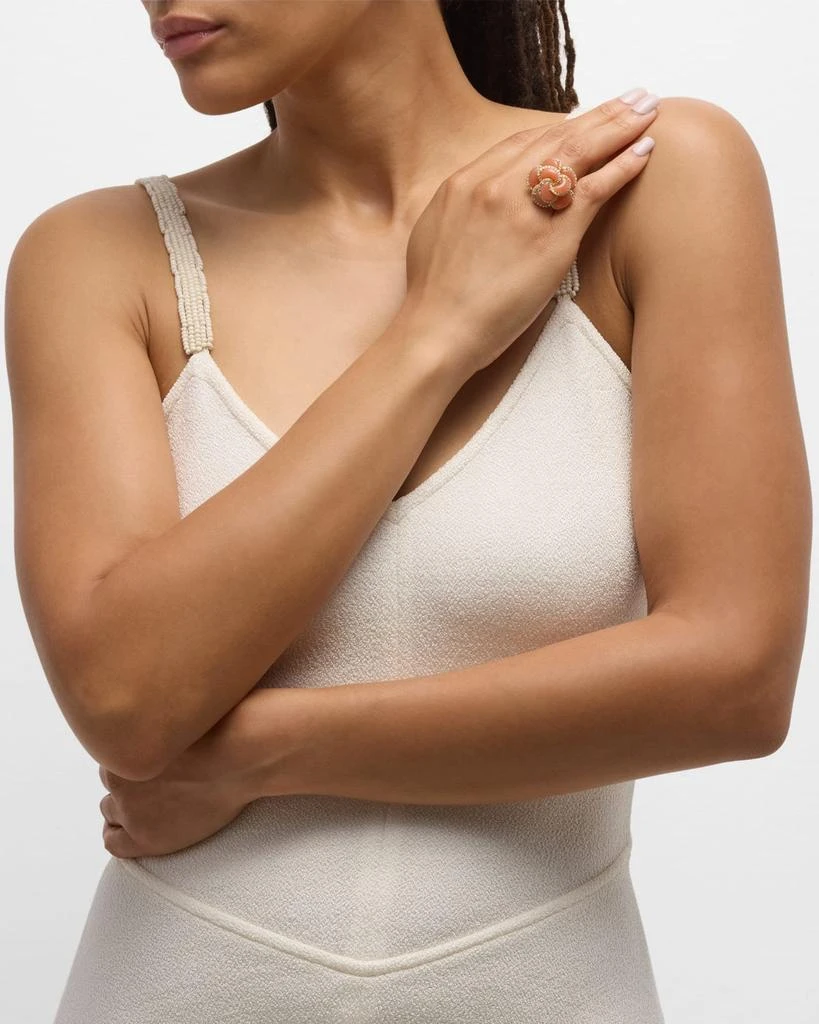 NM Estate Estate 18K Yellow Gold 8 Kidney Shape Carnelian and 132 Diamond Domed Ring, Size 7-8 5