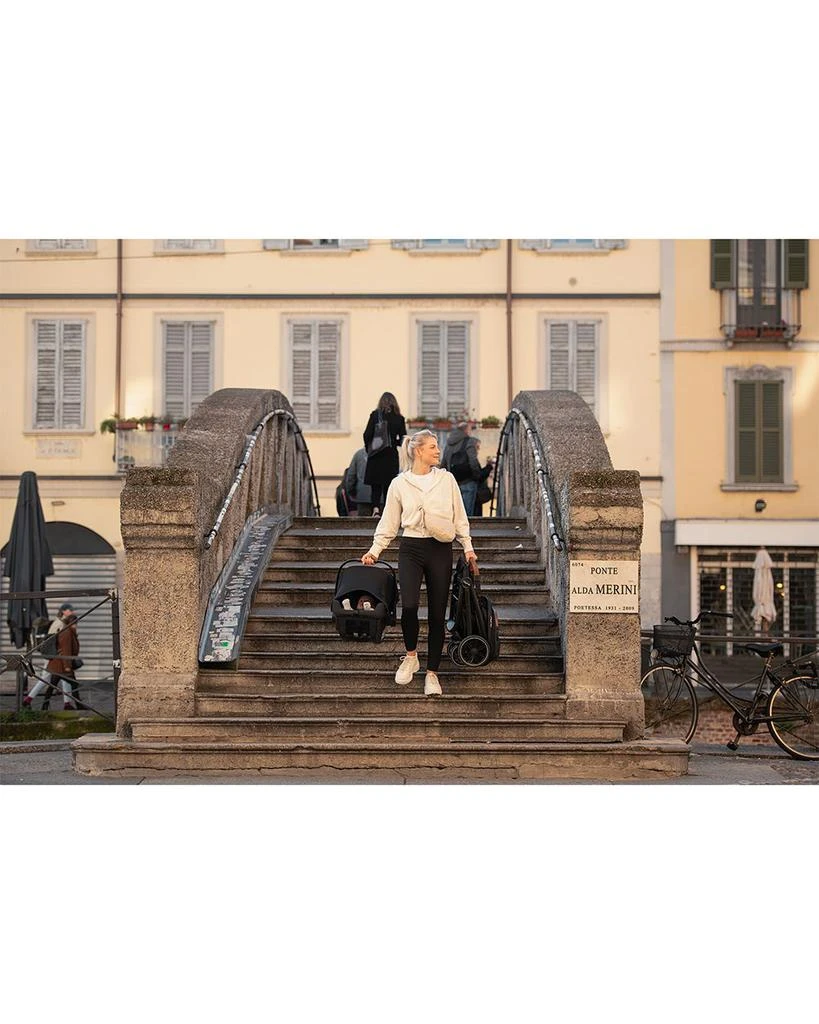 Nuna TRVL LX Stroller 
PIPA Urbn Infant Car Seat Travel System 10