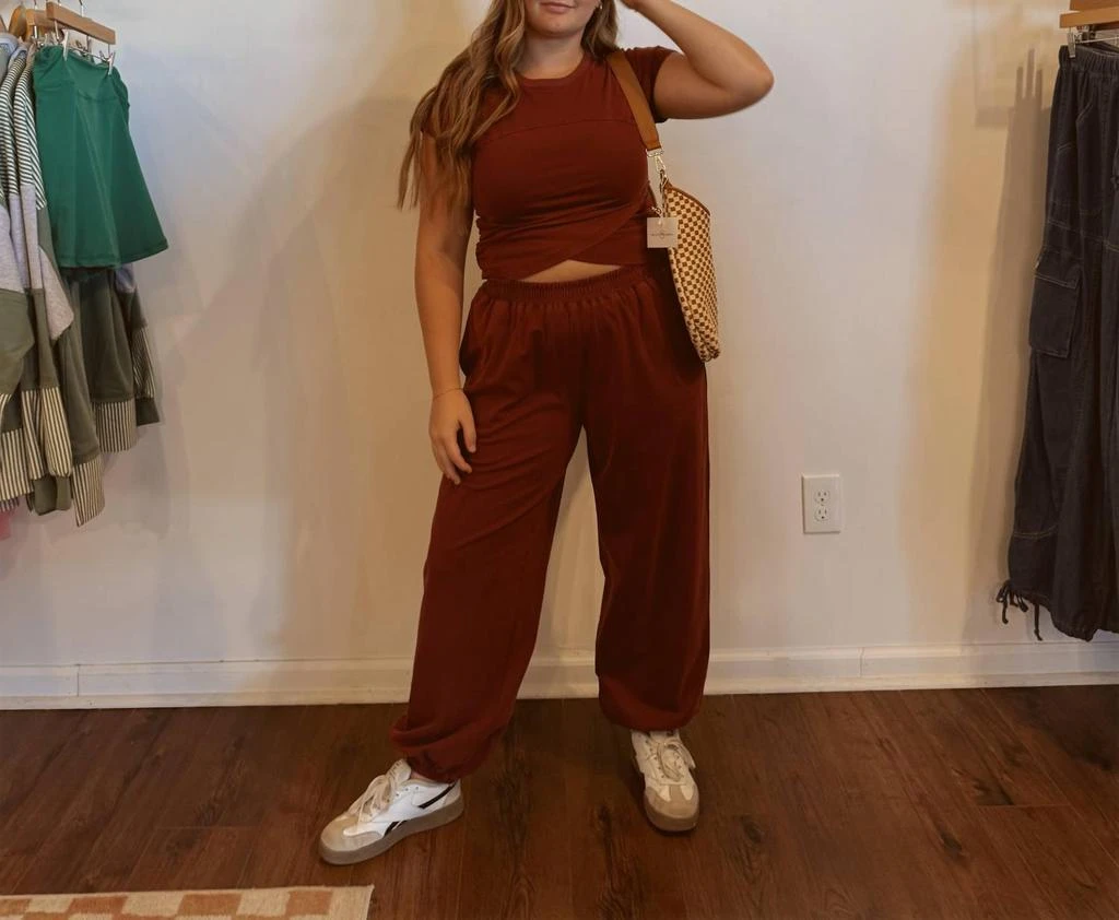 Attire Focus Attire Focus - Women
s Crossover Mineral Washed Set