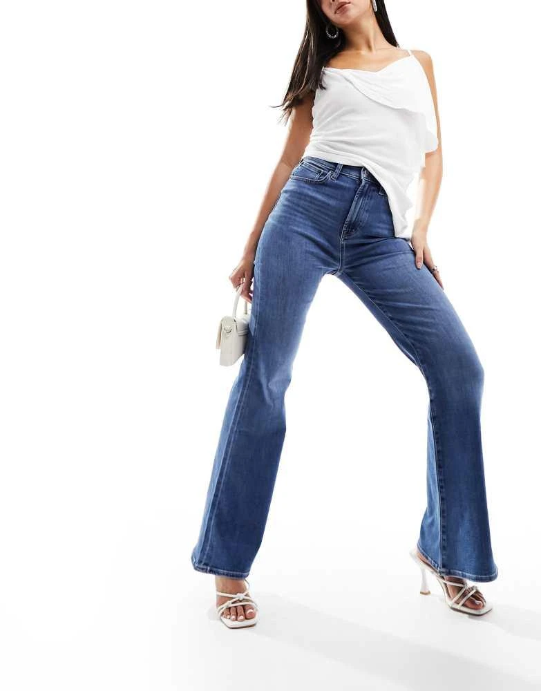 ASOS ASOS DESIGN '70's' sculpting super stretch flared jeans in mid blue 3