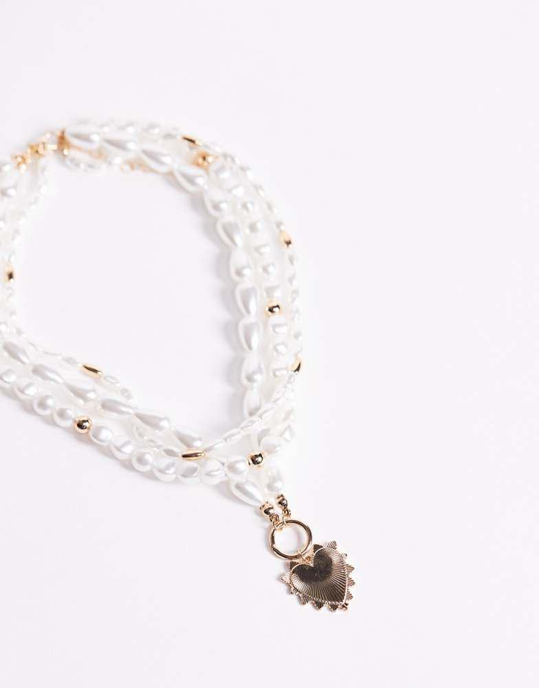 8 Other Reasons 8 Other Reasons pearl layered necklace with heart pendant in gold