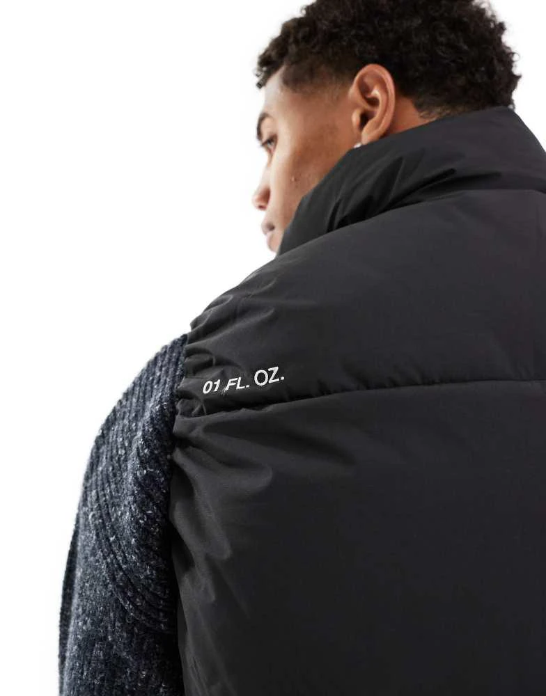 Bershka Bershka puffer gilet in black 4