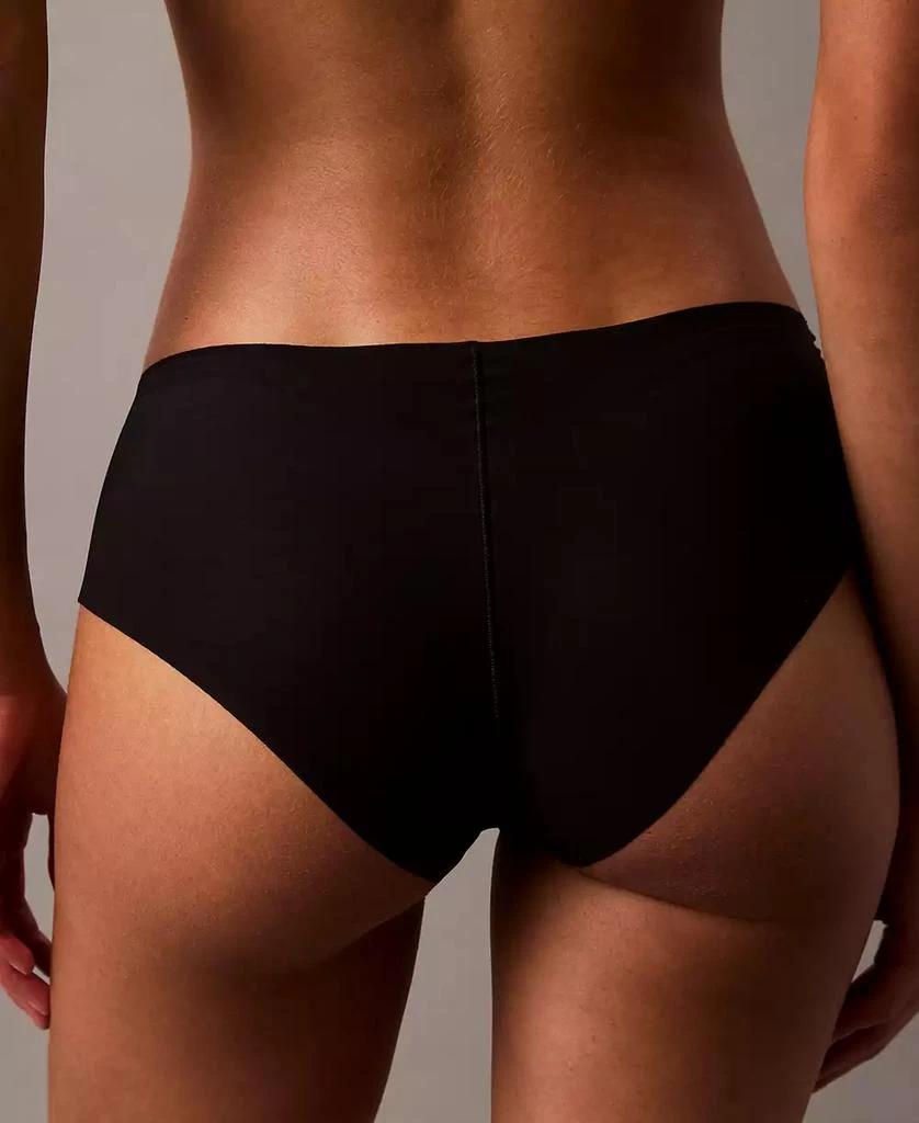 Calvin Klein Women
s Invisibles 3-Pack Hipster Underwear QD3559 3