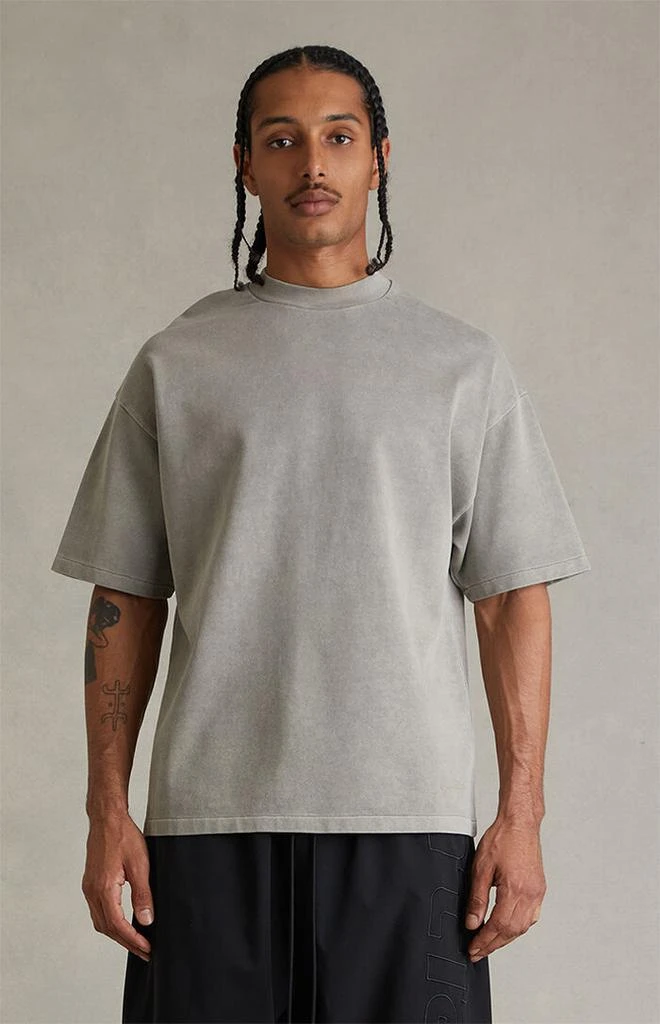 Essentials Concrete Heather Signature 
90s Short Sleeve T-Shirt 2
