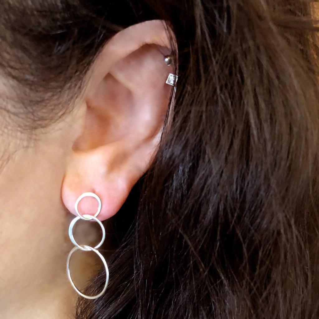 Jessica Elliot Women
s Triple Halo Circle Earring