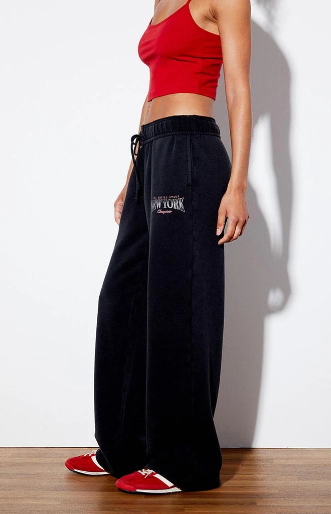 PacSun New York Champions Baggy Sweatpants 3