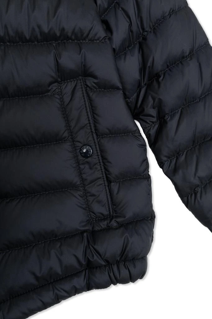 Moncler Insulated jacket
Dilar
3