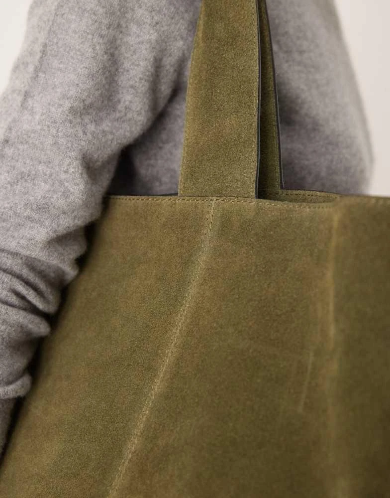 ASOS ASOS DESIGN suede boxy tote bag in green 3