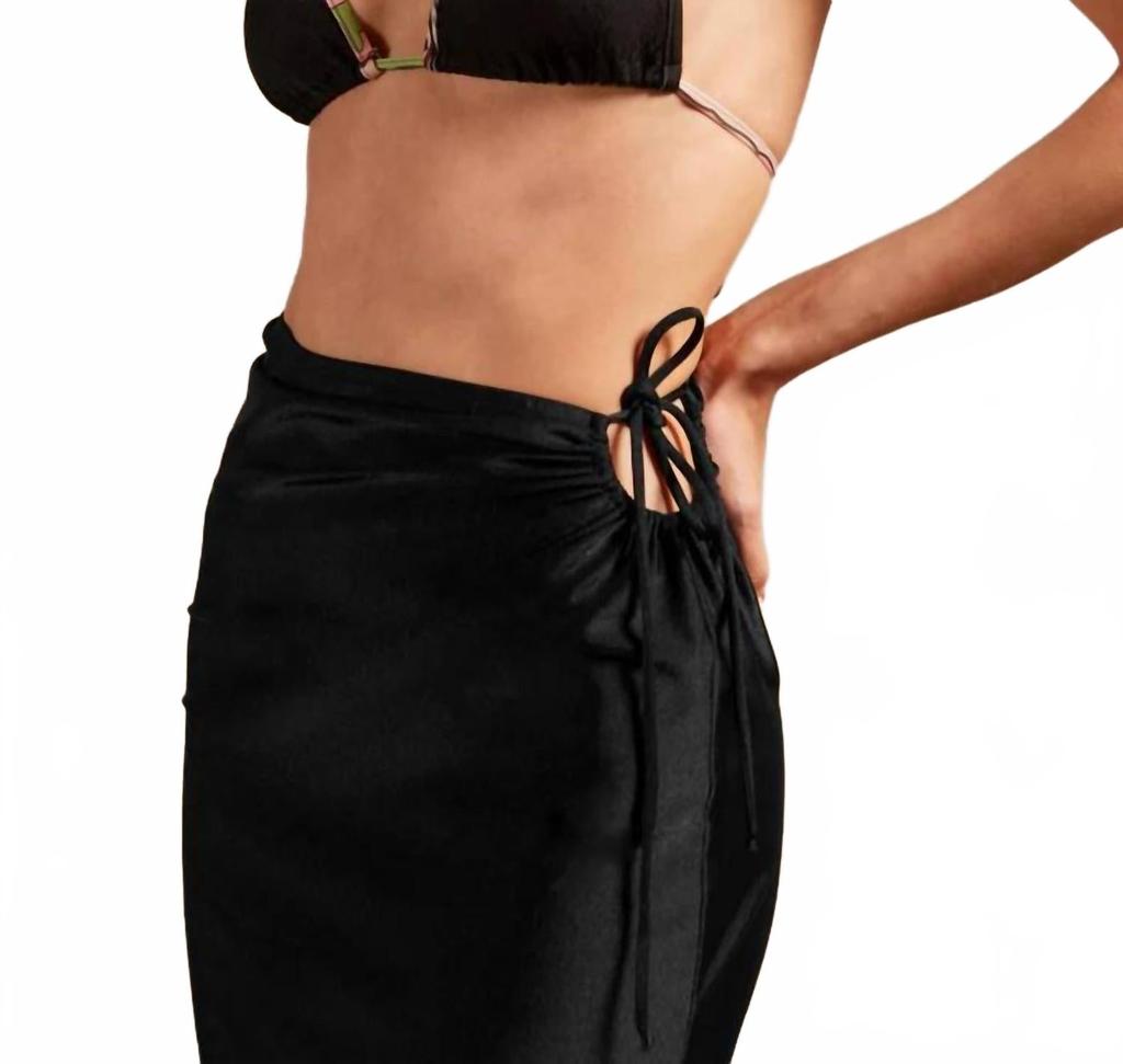 Adriana Degreas Timeless Pereo Gathered Front Cover-Up Skirt In Black
