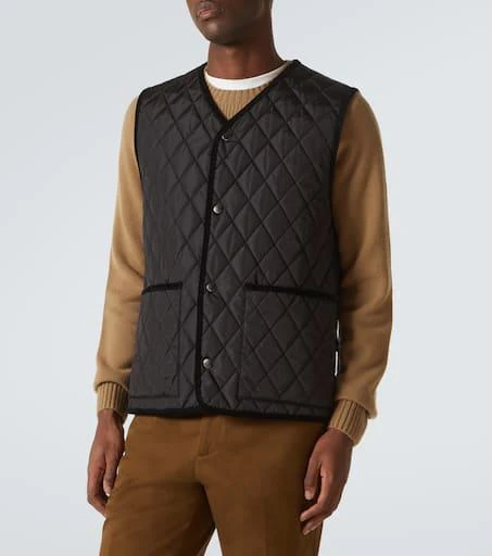 Burberry Quilted vest 3