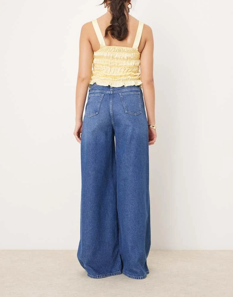 Nobody's Child Nobody's Child 5 pocket denim wide leg jeans in mid wash 3